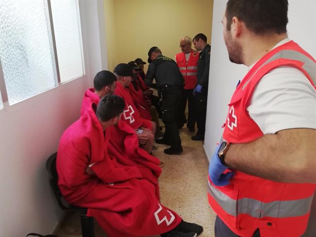 Las personas rescatadas este martes reciben asistencia de Cruz Roja | CRUZ ROJA - Archivo ep las personas rescatadasmartes reciben asistenciacruz roja
