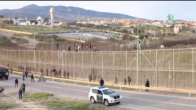 Marroquías en la valla de Melilla | PRODEINONG ep marroquiasla vallamelilla