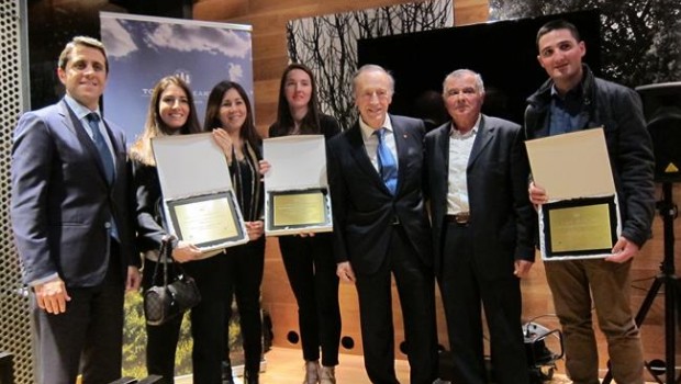 ep miguel torres amb els guardonatsels i premis torres earth