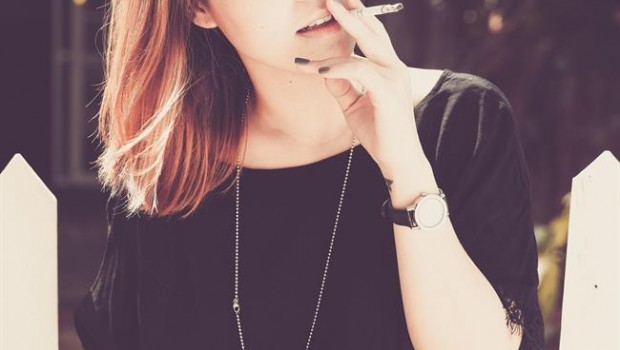 ep mujer fumando 20170407144802