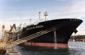 ep naturgy realiza la primera entrega en espana de un cargamento de gnl neutro en carbono