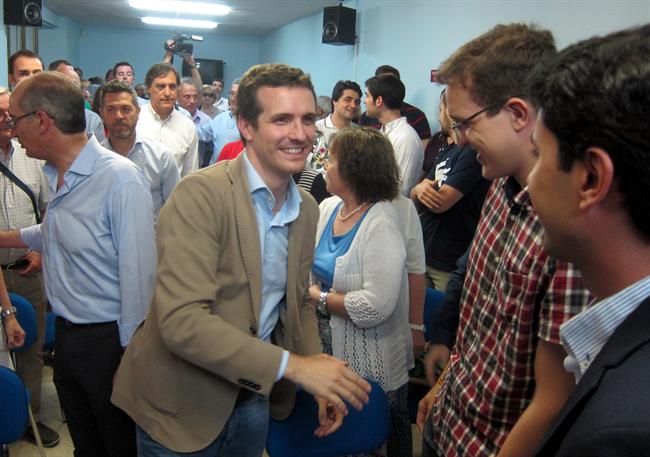 Salamanca.- Casado saluda a afiliados salmantinos | EUROPA PRESS ep salamanca- casado saludaafiliados salmantinos