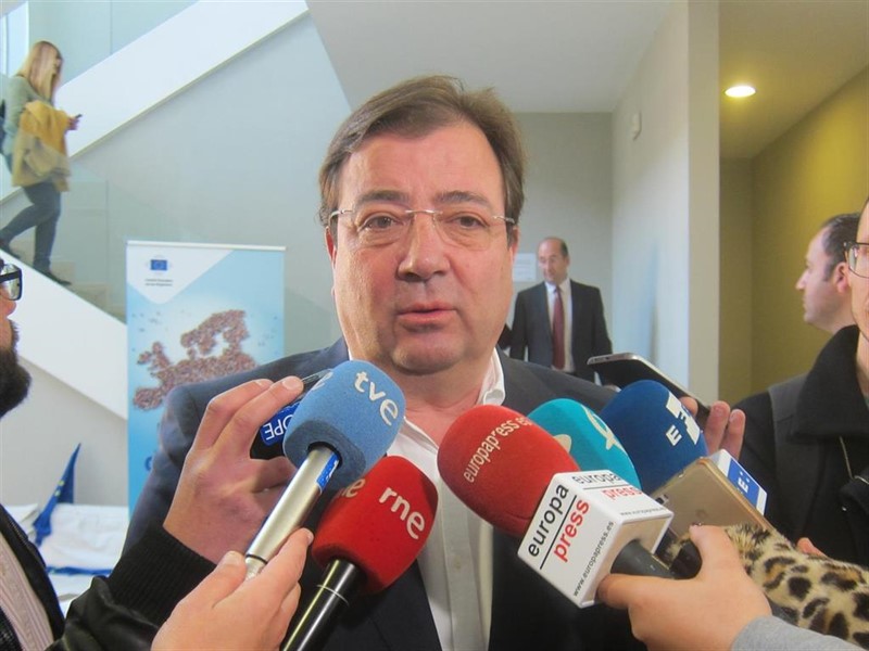 ep vara atiende a los medios de comunicacion en una imagen de archivo