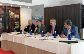 1581975534 fotocoriabusinessmarketmesaredonda