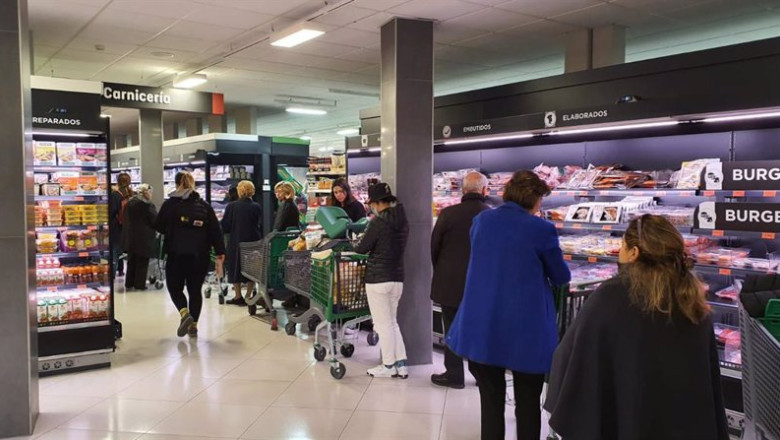 ep archivo gente comprando en un supermercado 20221230093903 ep archivo gente comprando en un supermercado 20221230093903