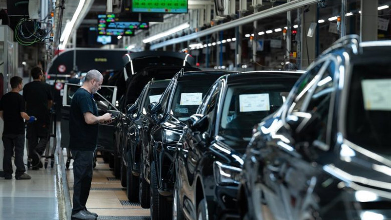 Modelos de Cupra Fomentor y Cupra León durante una visita guiada a la fábrica de Seat en Martorell (Barcelona). | David Zorrakino - Europa Press - Archivo ep archivo modelos de cupra fomentor y cupra leon durante una visita guiada a la fabrica de seat