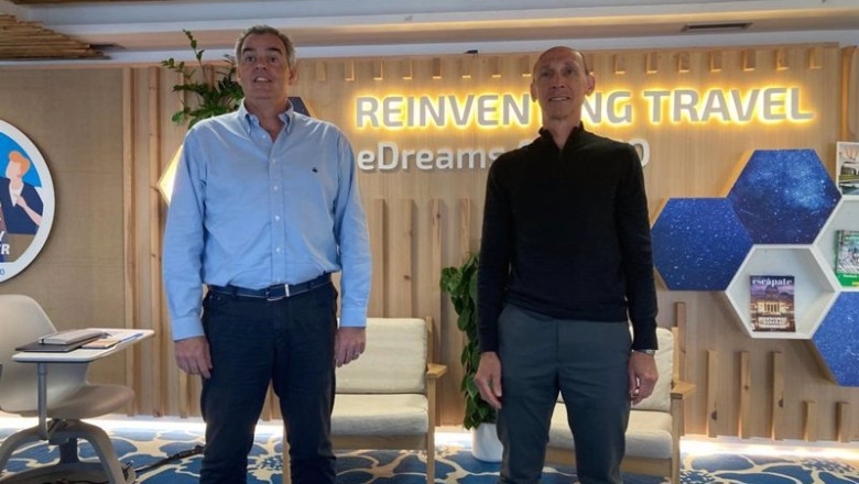 ep el director financiero de edreams odigeo david elizaga junto al ceo dana dunne