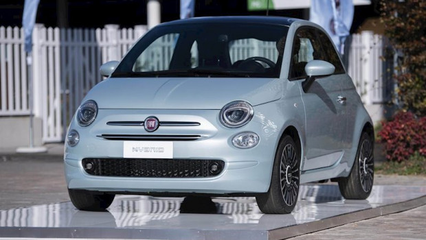 ep imagen de un fiat 500 hibrido