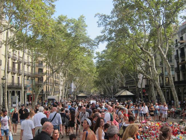 Imagen de la Rambla de Barcelona este sábado | EUROPA PRESS ep imagenla ramblabarcelonasabado