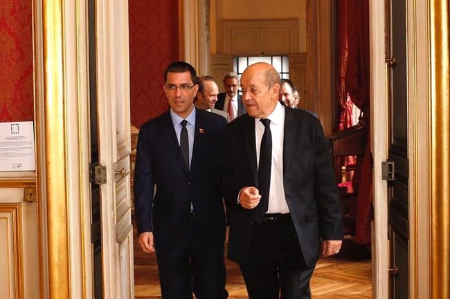 Jorge Arreaza y Jean-Yves Le Drian | TWITTER/@JAARREAZA ep jorge arreazajean-yvesdrian