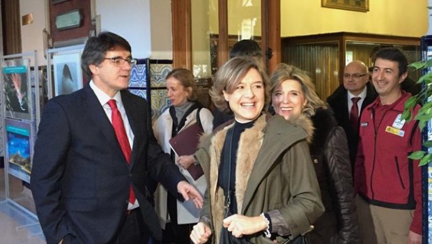 ep la ministra garcia tejerina encolegio san jose de valladolid