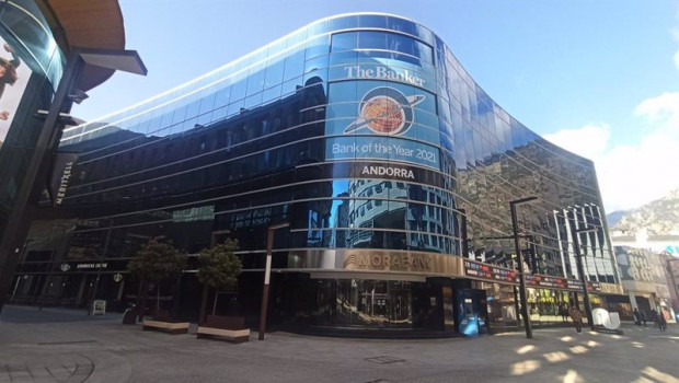 ep la sede central de morabanc en la avenida meritxell de andorra la vella ep la sede central de morabanc en la avenida meritxell de andorra la vella