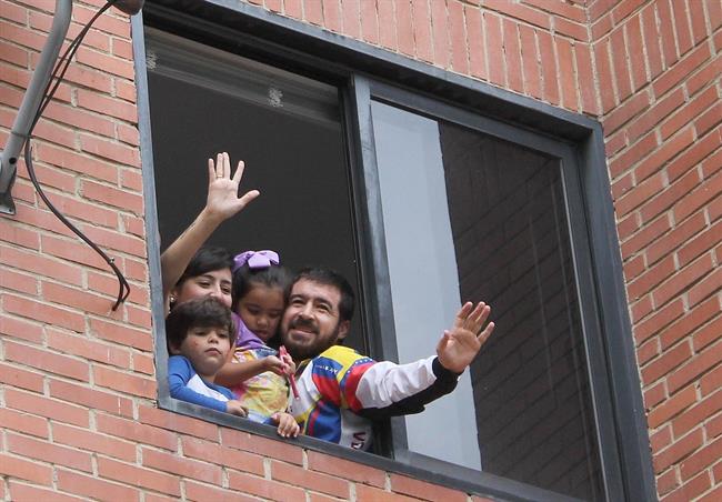El líder opositor venezolano Daniel Ceballos junto a su familia | VOLUNTAD POPULAR ep lider opositor venezolano daniel ceballosafamilia