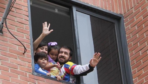 ep lider opositor venezolano daniel ceballosafamilia