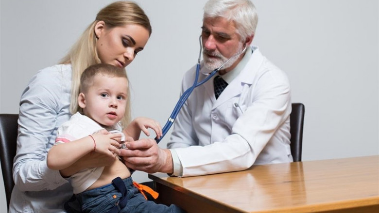 Pediatras valencianos advierten que las visitas se duplican en el inicio de curso y aconsejan medidas de prevención | SOCIEDAD VALENCIANA DE PEDIATRÍA ep pediatras valencianos advierten que las visitas se duplican en el inicio de curso y aconsejan