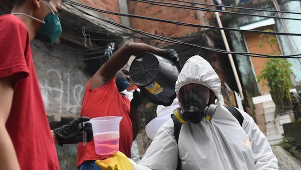 ep trabajadores luchando contra el coronavirus en rio de janeiro