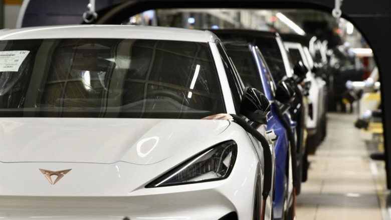 ep vehiculos en la cadena de montaje de la planta automovilistica de seat a 3 de junio de 2026 en
