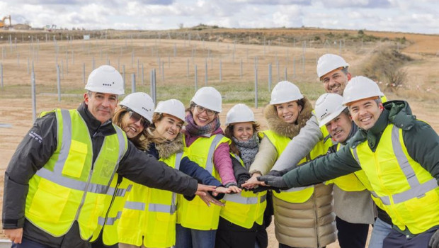 ep zelestra suministrara energia a microsoft de dos proyectos solares en aragon de 96 mw