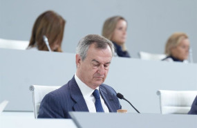 ep archivo   el ceo del banco sabadell cesar gonzalez bueno durante la junta general extraordinaria