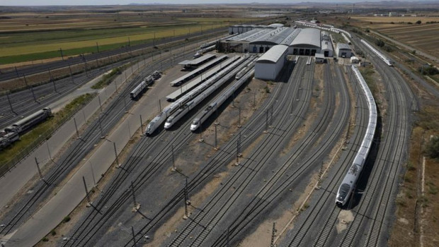 ep archivo   instalaciones de renfe
