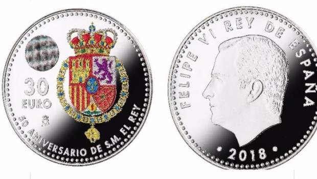 ep archivo   moneda conmemorativa 50 aniversario del rey felipe vi