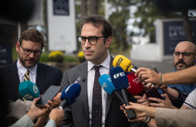 ep el ministro de economia carlos cuerpo ofrece declaraciones a los medios a su llegada a la segunda