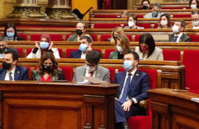 ep el presidente de la generalitat pere aragons y el vicepresidente jordi puignero en la sesion de