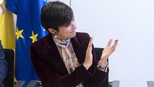 ep la ministra de vivienda y agenda urbana isabel rodriguez aplaude durante la firma del acuerdo de