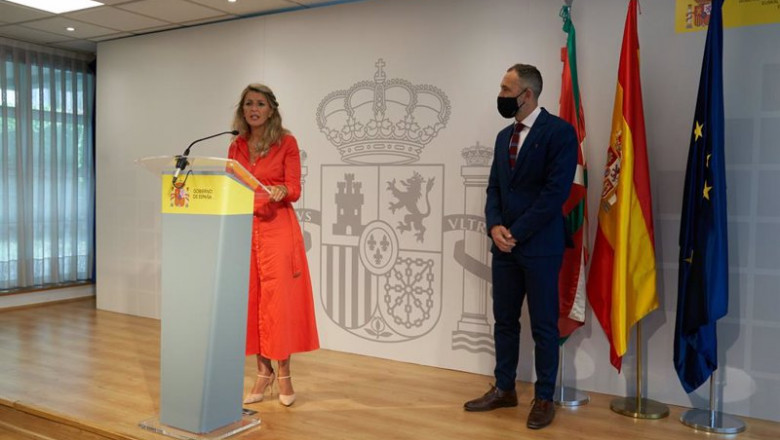 ep la vicepresidenta segunda y ministra de trabajo y economia social yolanda diaz en una rueda de