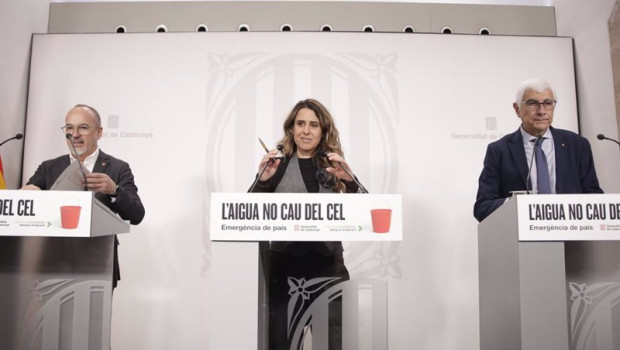 ep los consellers carles campuzano y manel balcells con la portavoz del govern patricia plaja