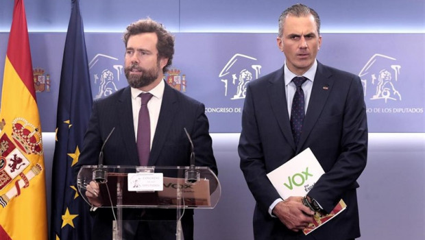 ep los diputados de vox ivan espinosa de los monteros y javier ortega smith ofrecen una rueda de