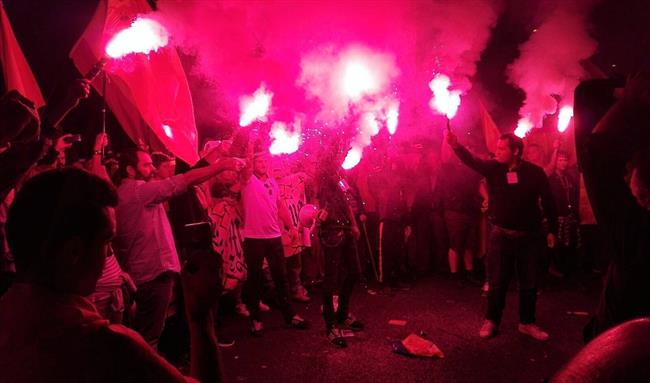 Manifestantes ante la sede de la ANC en Barcelona | EUROPA PRESS ep manifestantesla sedela ancbarcelona