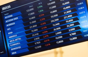 ep paneles del ibex en el palacio de la bolsa de madrid a 3 de abril de 2025 en madrid espana