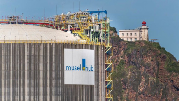 ep terminal de musel energy hub en gijon en el puerto gijones de el musel