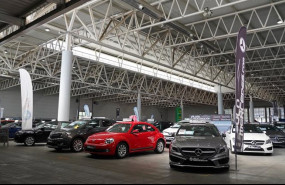 ep archivo   el vehiculo seminuevo baja casi un 10 su precio en el ultimo ano por la presion de las