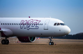 ep archivo   un avion de wizz air