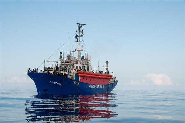 Barco de rescate Lifeline | MISSION LIFELINE ep barcorescate lifeline