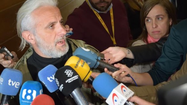 ep benavent atiendelos medioslos pasillosles corts