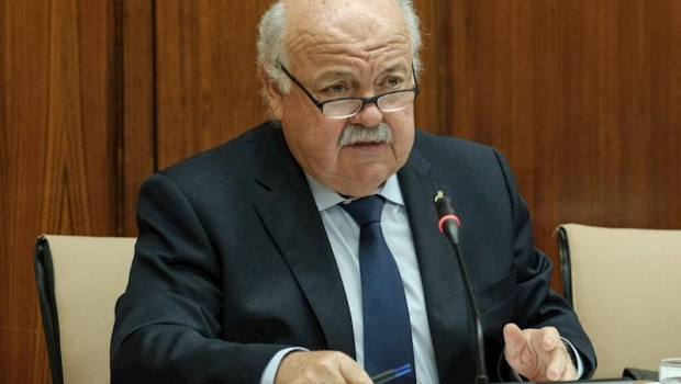 ep el consejero de salud y familias jesus aguirre comparece en comision parlamentaria foto de