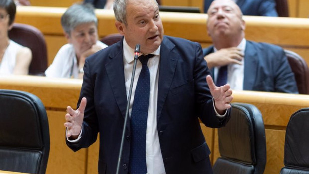 ep el ministro de industria y turismo jordi hereu durante una sesion plenaria en el senado a 10 de