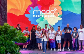 ep la cantante monica naranjo dapistoletazosalidaorgullo lgtbmadridsemana
