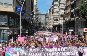 ep la manifestacion del 8m finalizando su reccorrido en la gran via