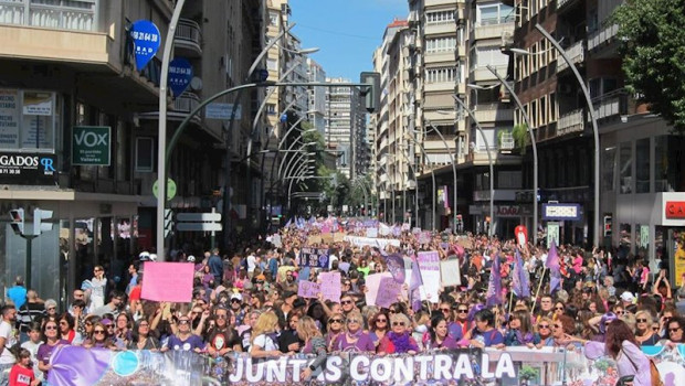ep la manifestacion del 8m finalizando su reccorrido en la gran via