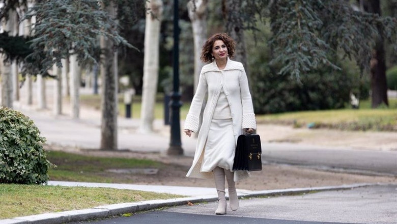 ep la vicepresidenta primera y ministra de hacienda maria jesus montero llega al primer consejo de