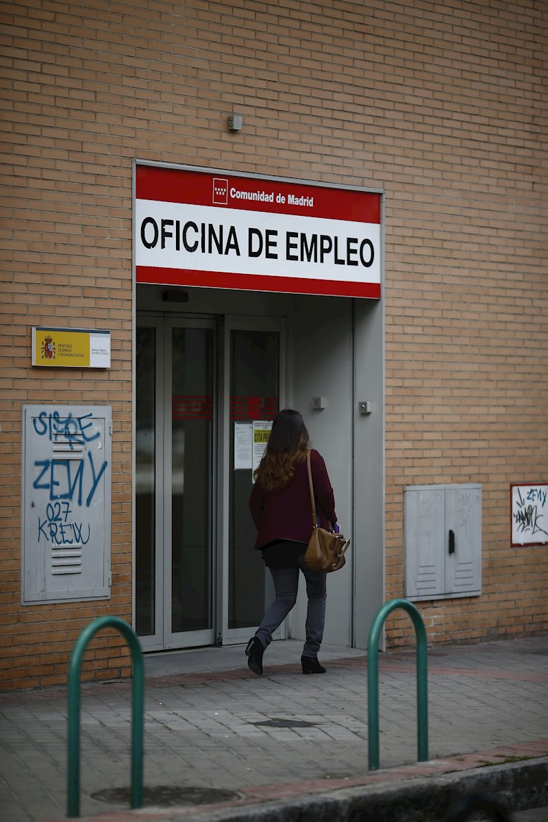 España destruyó 834.000 empleos en marzo, el peor mes de la historia