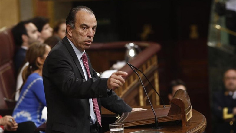El portavoz adjunto de Navarra Suma (UPN) en el Congreso de los Diputados, Carlos García Adanero, durante su discurso previo a la segunda votación para la investidura del candidato socialista a la Presidencia del Gobierno. | Eduardo Parra - Europa Press ep portavoz adjuntonavarra suma upn encongresolos diputados carlos garcia adanero durantediscurso previola segunda votacionla investiduracandidato socialistala presidenciagobierno