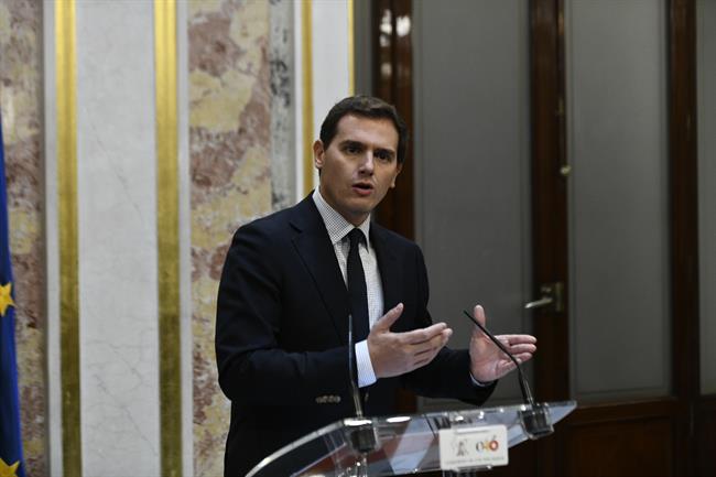 Rueda de prensa de Albert Rivera en el Congreso de los Diputados | Oscar del Pozo - Europa Press ep ruedaprensaalbert riveracongresolos diputados