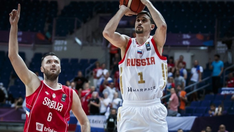 Shved lanza en el Rusia - Serbia dek Eurobasket 2017 | FIBA - Archivo ep shved lanzarusia - serbia dek eurobasket 2017