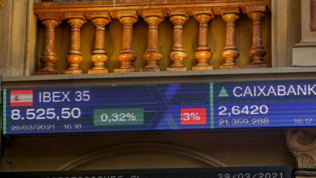 ep valores del ibex 35 en el palacio de la bolsa de madrid espana