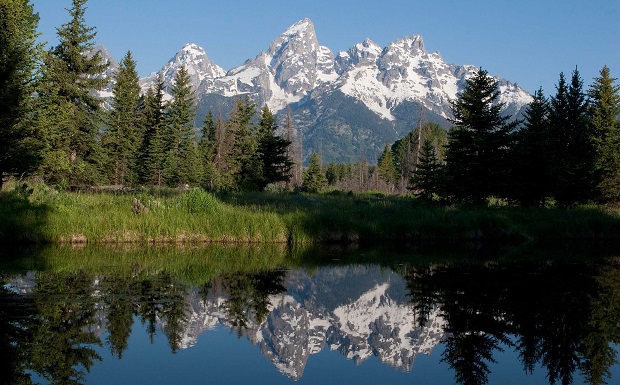 Ganancias en Wall Street, con cierre récord del Nasdaq y la vista puesta en Jackson Hole